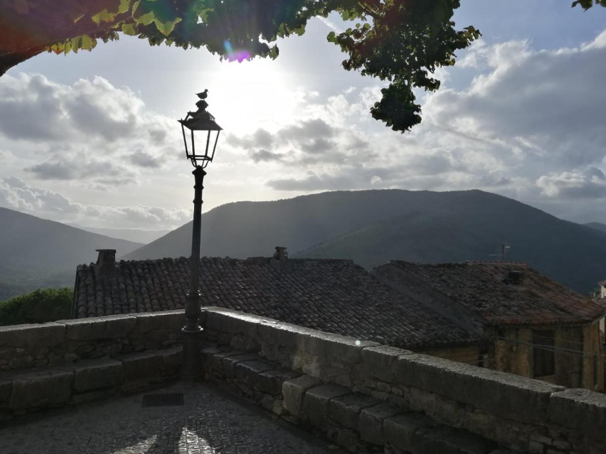 Valle Fiorita Castro dei Volsci エクステリア 写真