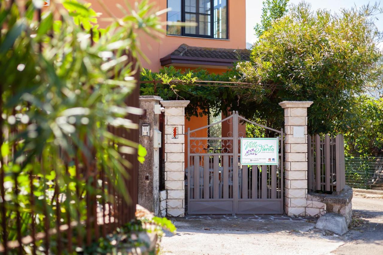 Valle Fiorita Castro dei Volsci エクステリア 写真